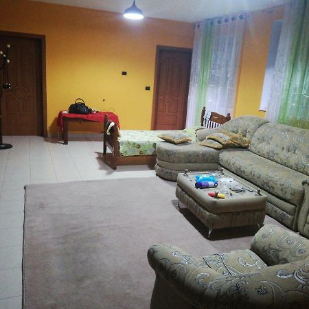 Hotel Albania Golem Bagian luar foto